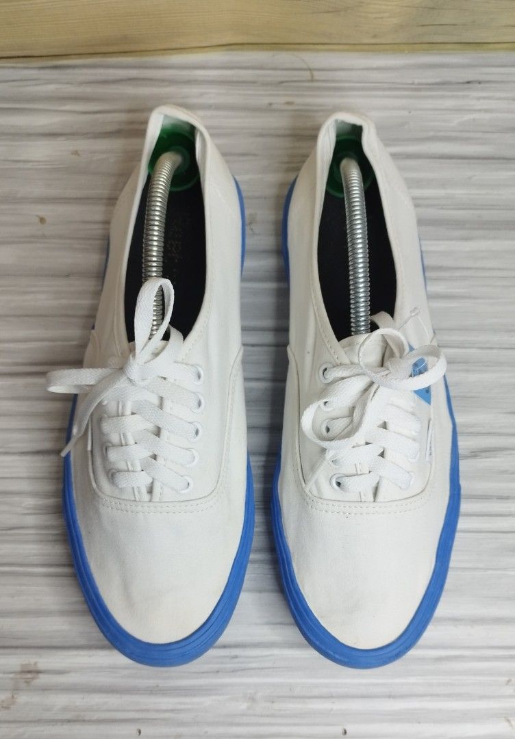 Vans authentic fit outlet