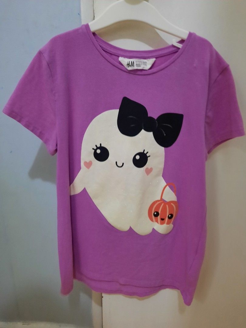 H & M halloween shirt (Category: Babies & Kids Fashion) located in Paranaque City. Submitted by pumpkinpixie (Listing ID 1328929853, Image 1). Description: For sale Very Cutesy Halloween H&M kid's shirt! size 8-10 yo.