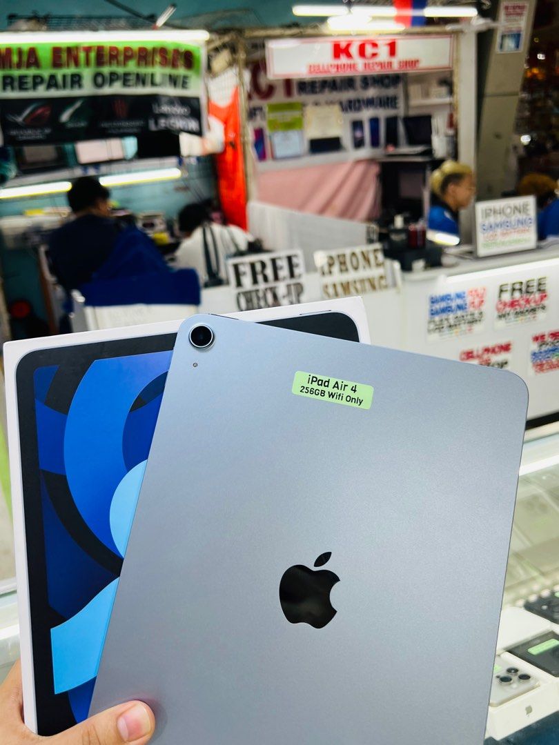 iPad Air 4 256GB Wifi Only 99%smooth Complete with box No issues (Category: iPad) located in San Juan City. Submitted by saabangadgetshop (Listing ID 1328803458, Image 3). Description: Onhand | Pre-owned iPad Air 4 256GB Wifi Only NTC APPROVED NO HIDDEN ISSUES NO HISTORY OF REPAIR 99%Smooth TEST TO SAWA RESET ALL YOU WANT TEST ALL YOU WANT NOT REFURBISHED AUTHENTIC PHONE ALL WORKING (FREE 3UTOOLS) iPhones iPads only 🆓Freebies ✅Charger ✅Case ✅Tem