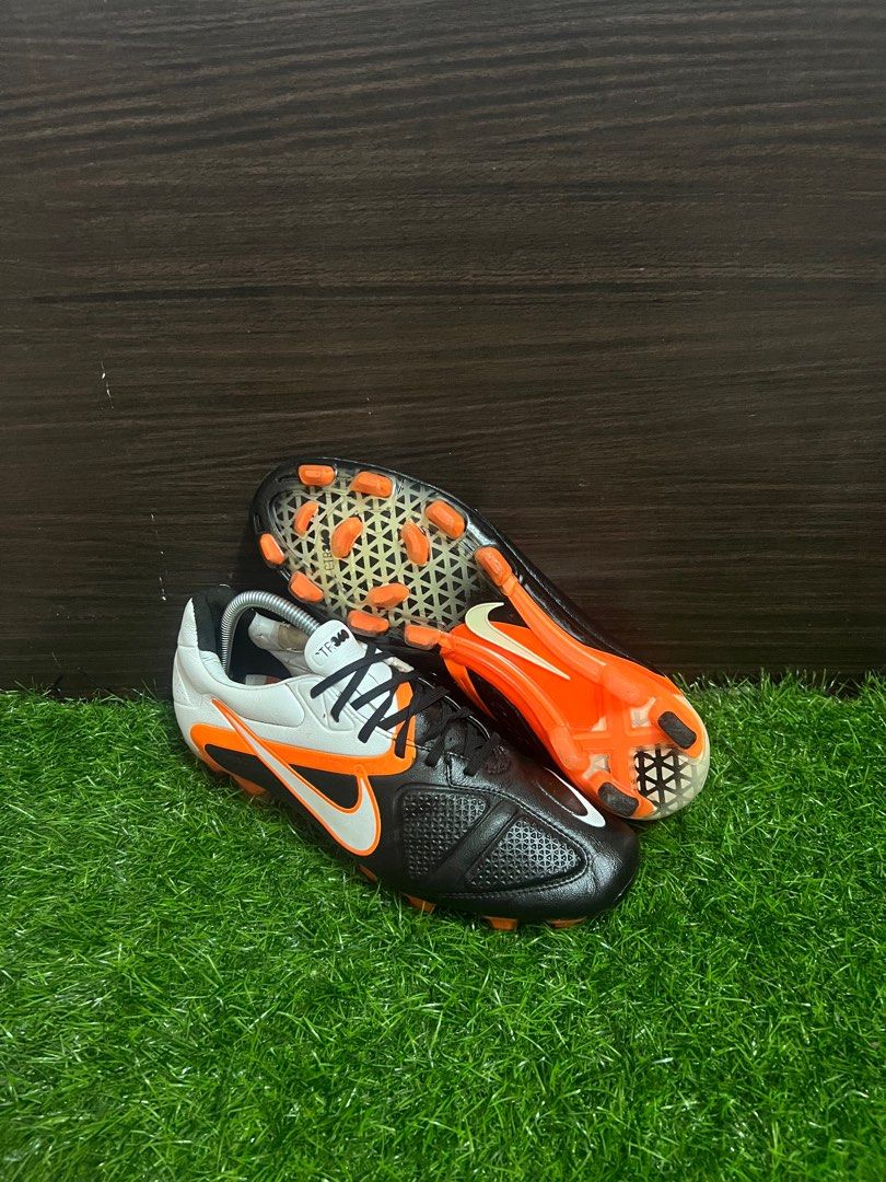 Kasut bola nike ctr360 maestri II Men s Fashion Footwear Boots on Carousell