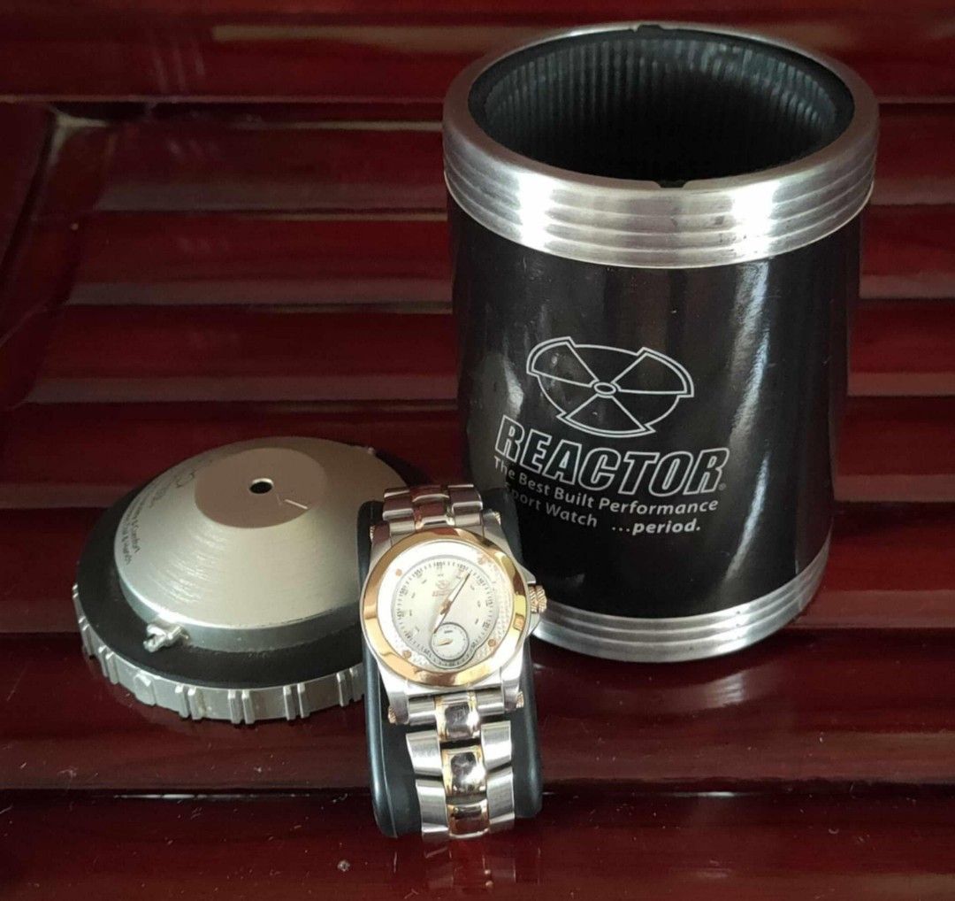 Lightly used Reactor Helium Womens Watch (Category: Women's Watches) located in Mandaluyong City. Submitted by boyett (Listing ID 1328865754, Image 1). Description: like new Reactor Helium 96105 Womens Watch no scracthes (bilang na bilang, 3 times lng nasuot :)) with steel tin can case.