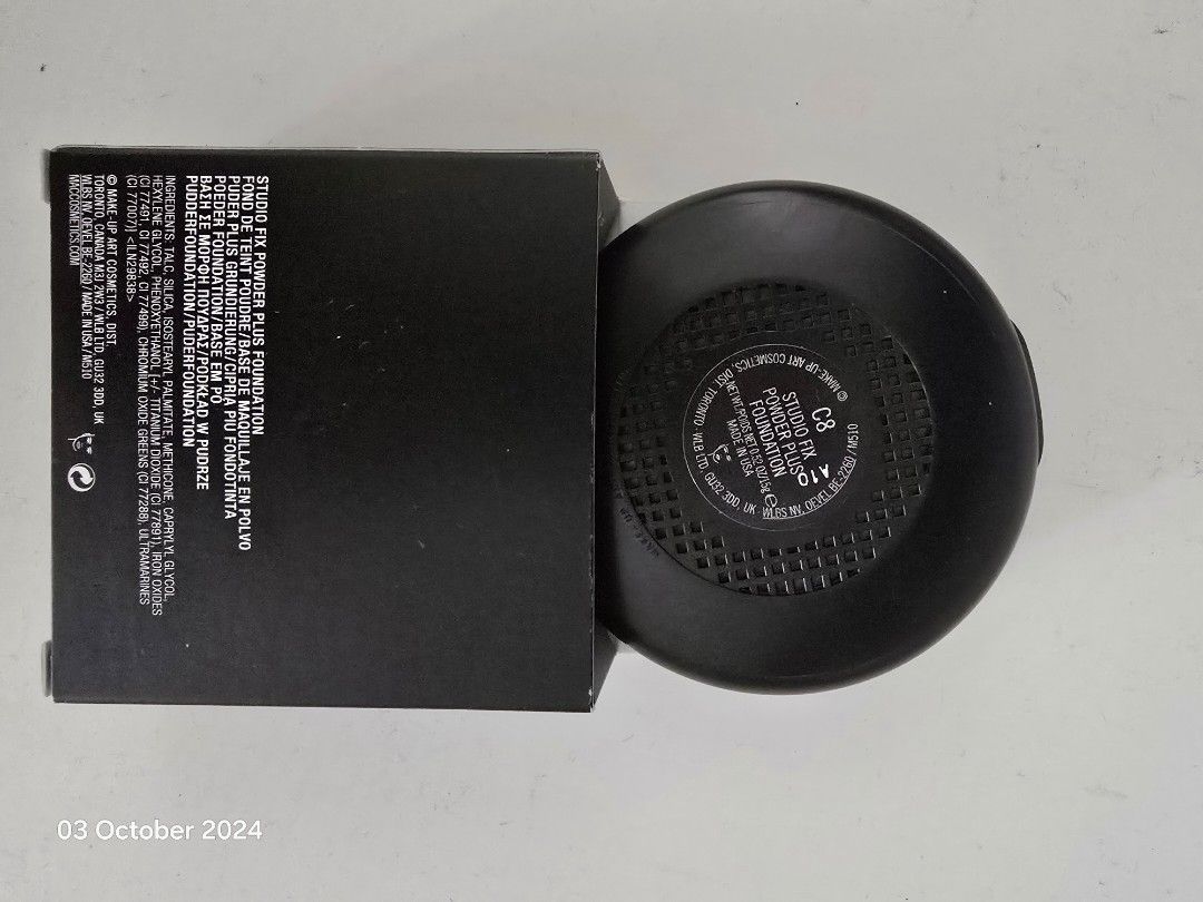 Mac studio fix (Category: Makeup) located in Singapore. Submitted by gingercat291 (Listing ID 1328839953, Image 3). Description: .