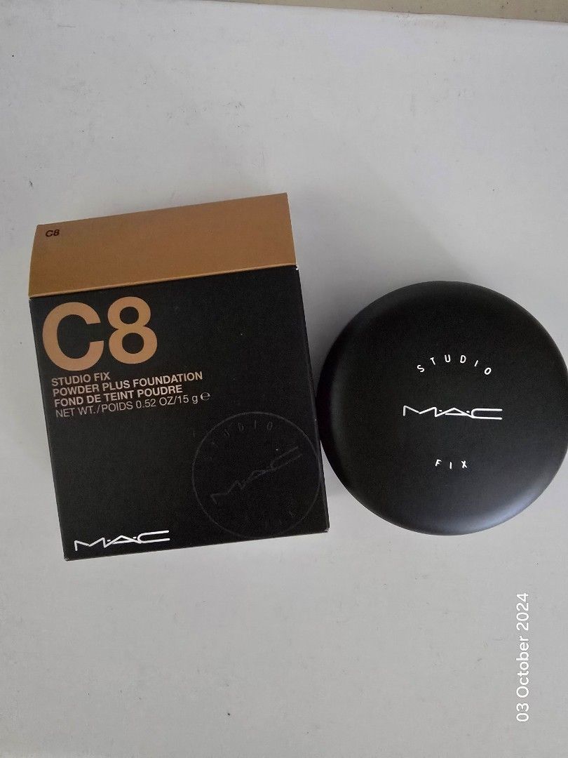 Mac studio fix (Category: Makeup) located in Singapore. Submitted by gingercat291 (Listing ID 1328839953, Image 1). Description: .