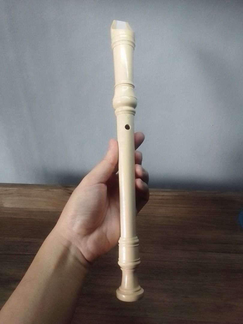 Maestro Soprano Recorder (Cream White), Hobbies & Toys, Music & Media ...