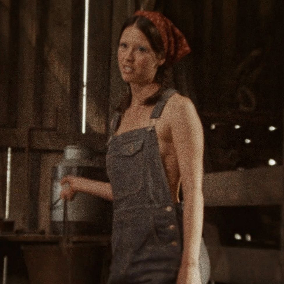 Maxine Halloween Costume (Mia Goth) (Category: Sets or Coordinates) located in San Juan City. Submitted by eribear (Listing ID 1328744231, Image 2). Description: Inclusions: ✅ jumper (adjustable, can fit m-l girlies) ✅ shoes ✅ bandana - only wore the jumper last 2023 halloween in poblacion - real denim material - so much better in person - actual picture posted - my height: 5’6” - weight: 62kg - shoes size: 9-10 only issue is yung tearing ng desi