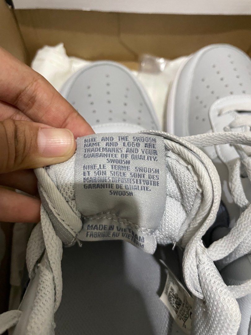 NIKE AIR FORCE '07 LV8, Fesyen Pria, Sepatu Sneakers di Carousell