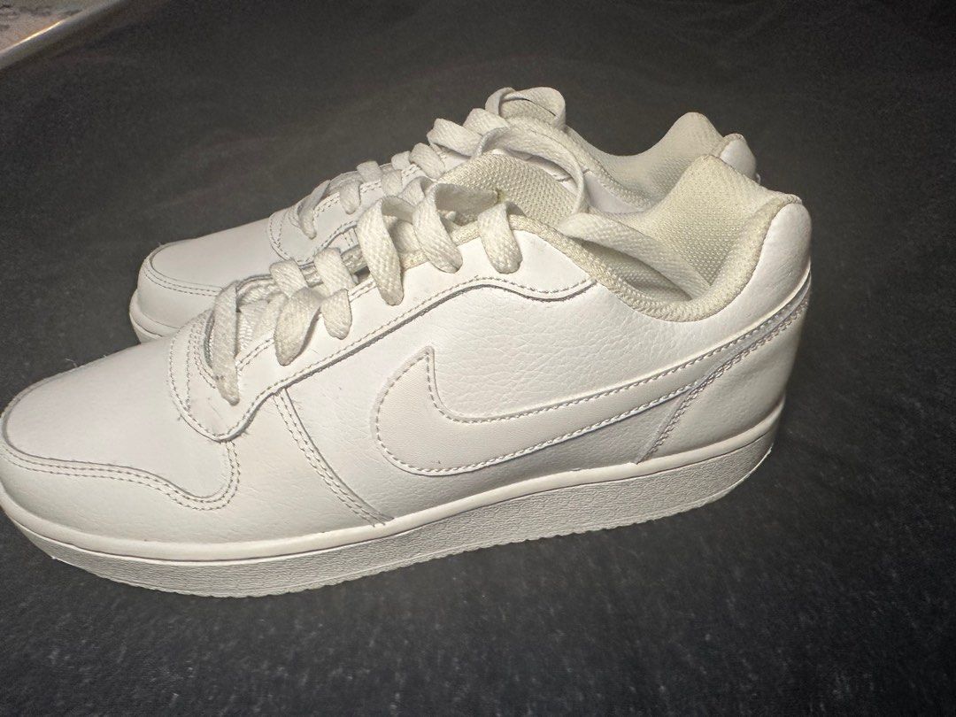 Nike real leather sneakers EU39 new