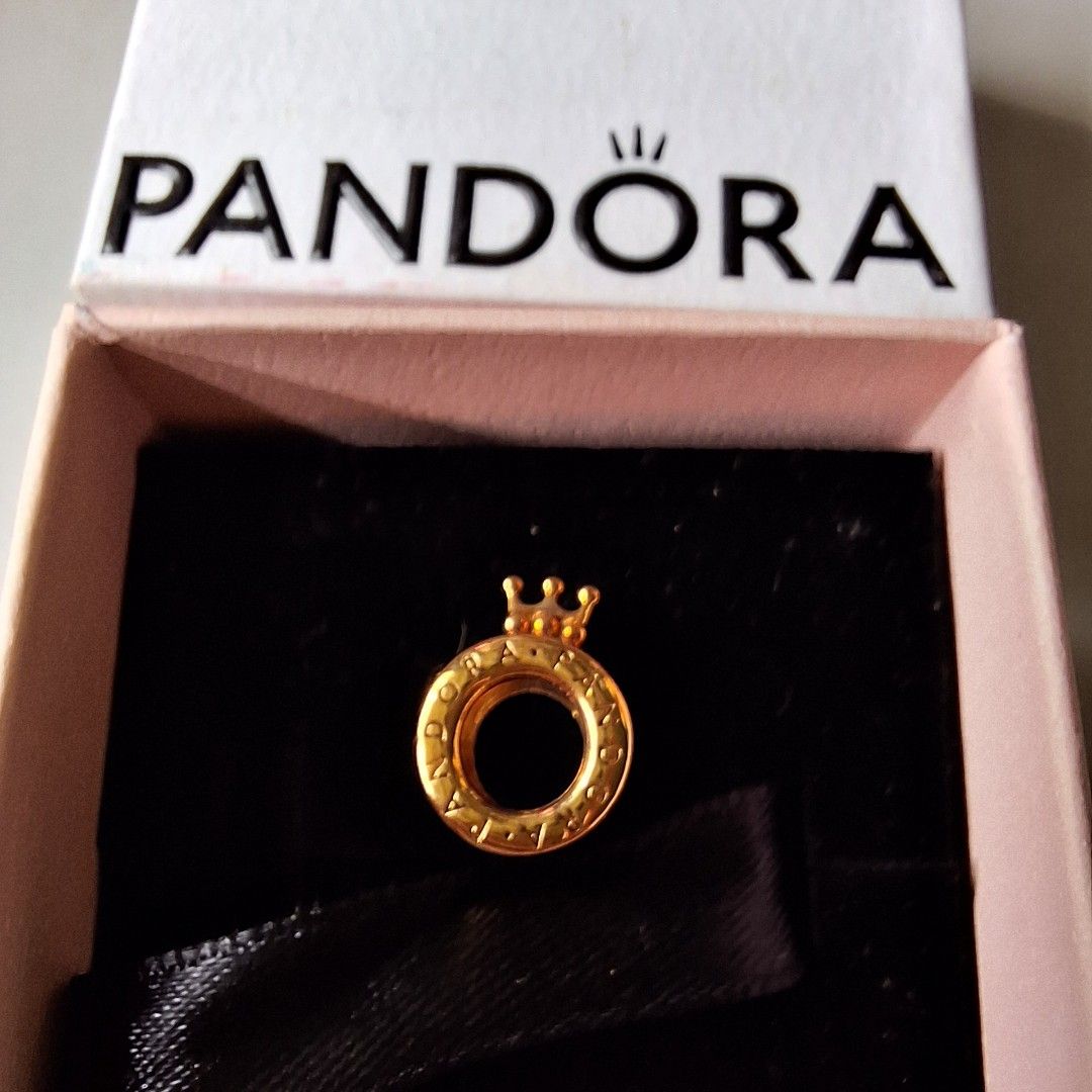 Pandora rose crown o charm store