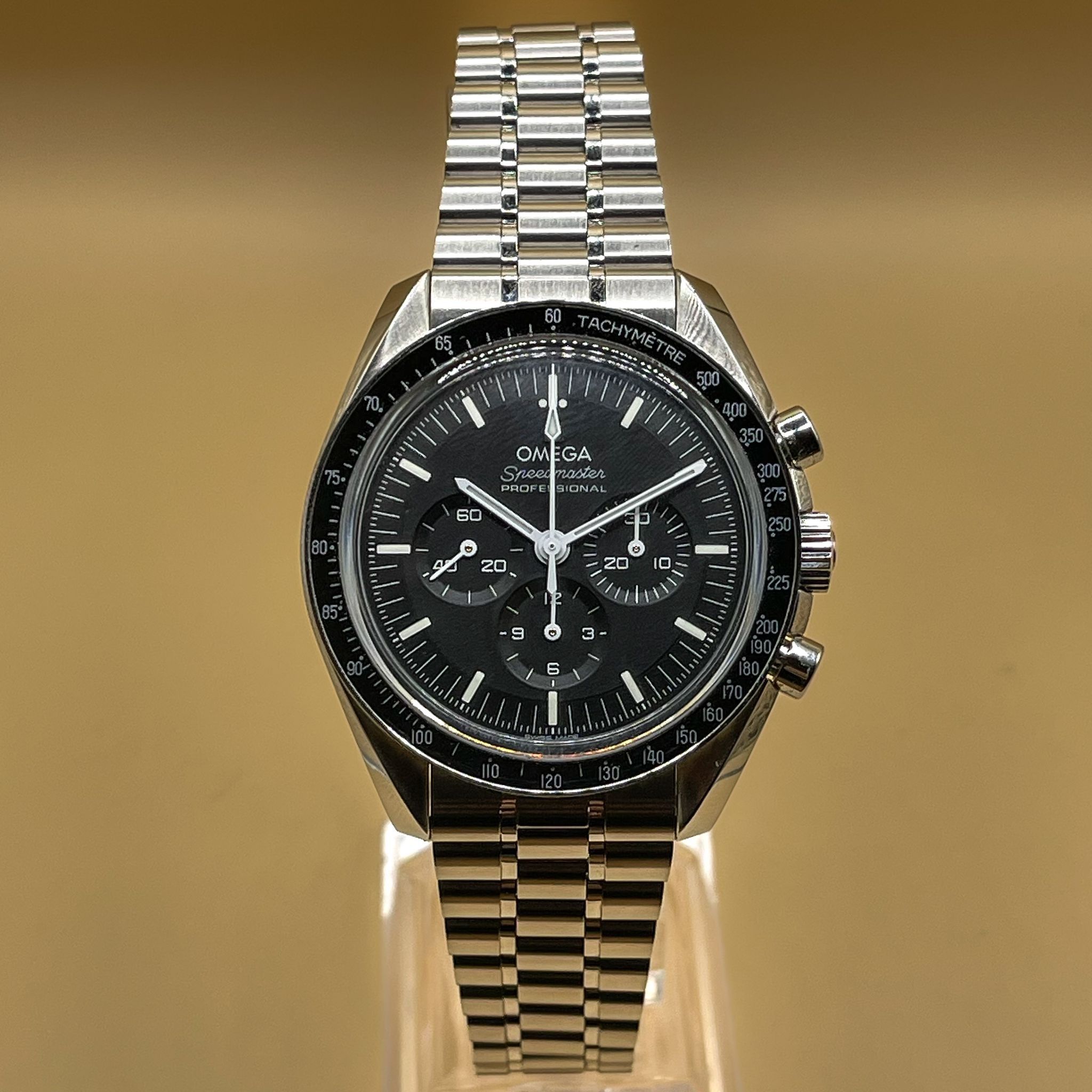 Pristine Condition Feb 2023 Omega Speedmaster 3861 Sapphire Moonwatch Adjustable clasp Luxury Watches on Carousell