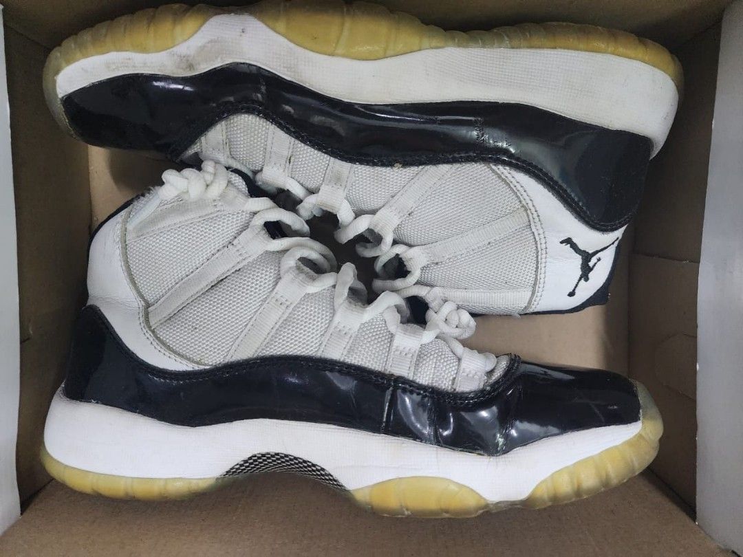 Readystock Preloved Nike Air Jordan AJ 11 retro GS Concord 2018 GS 378038 100 black white