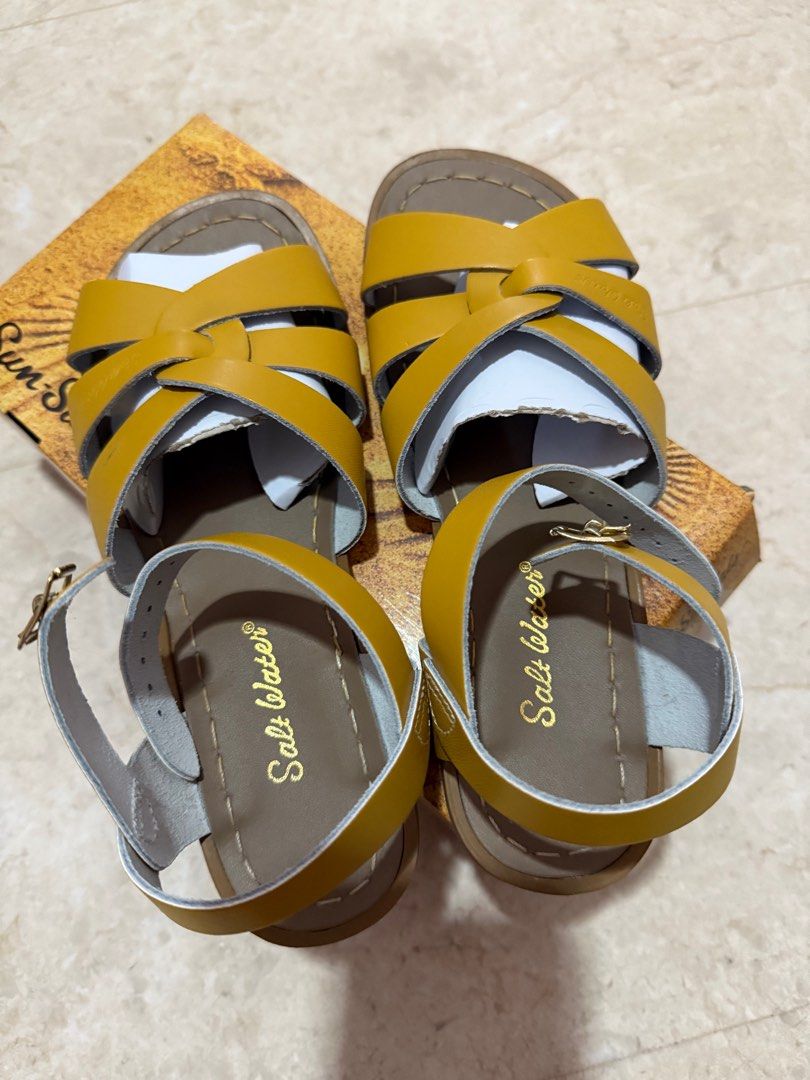 Saltwater Sandals Size 6 EU 38