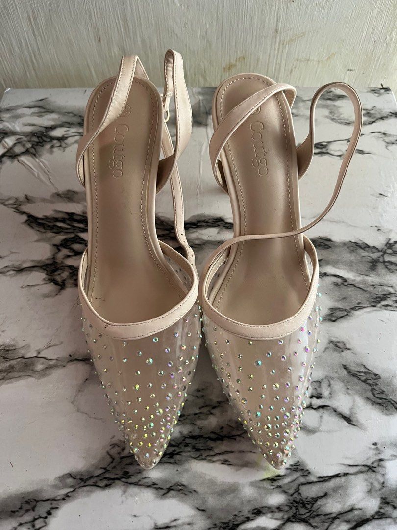 Sandals heels for sale (Category: Heels) located in Baras. Submitted by pwepreloved (Listing ID 1328817309, Image 2). Description: .