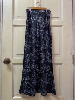 (Category: ) located in . Submitted by yinkh (Listing ID 1328869887, Image 1). Description: .