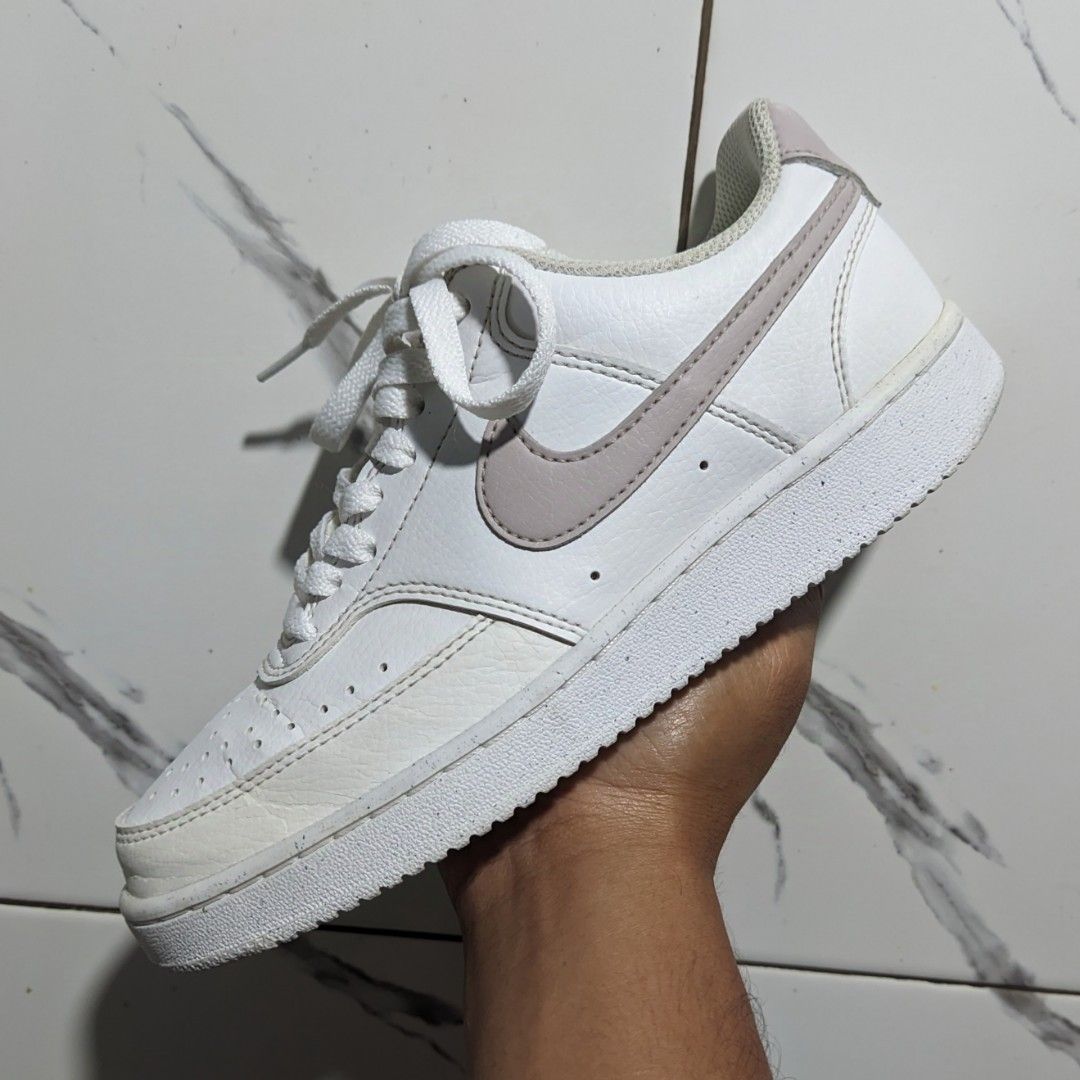 Sepatu Air Zoom Cmft Nike Air Jordan Zoom CMFT Grey Gold, Fesyen