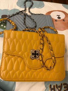 (Category: ) located in . Submitted by get_it_free (Listing ID 1328900460, Image 1). Description: .