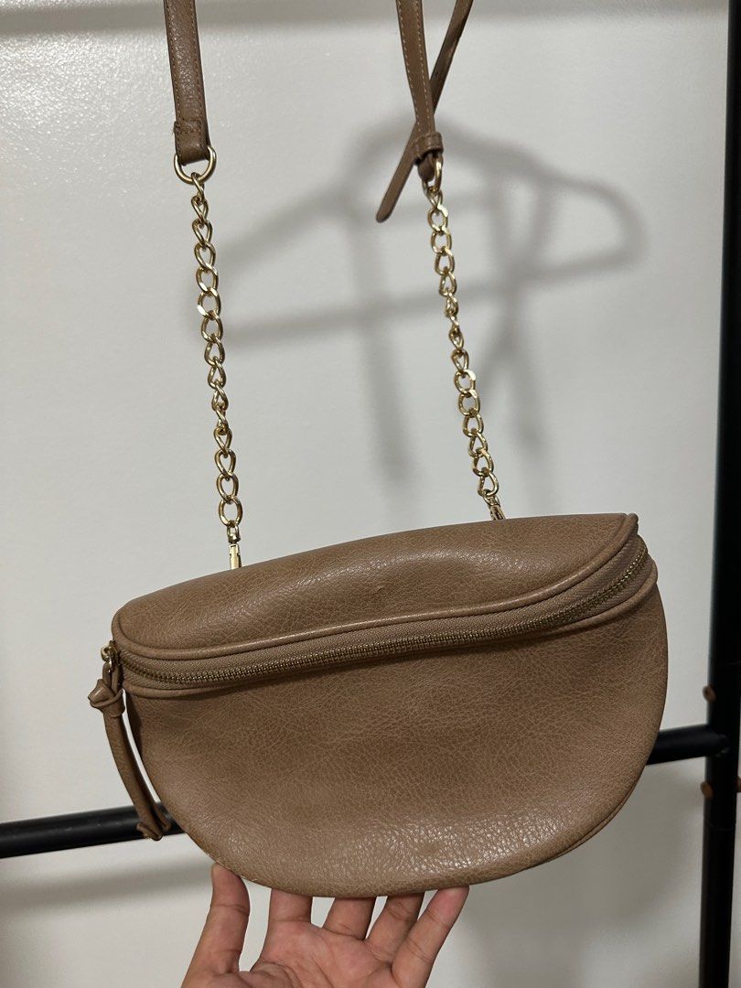 SOLE SOCIETY CROSS BODY BAG Women s Fashion Bags Wallets Purses Pouches on Carousell