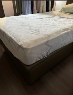(Category: ) located in . Submitted by val4money (Listing ID 1328780230, Image 1). Description: .