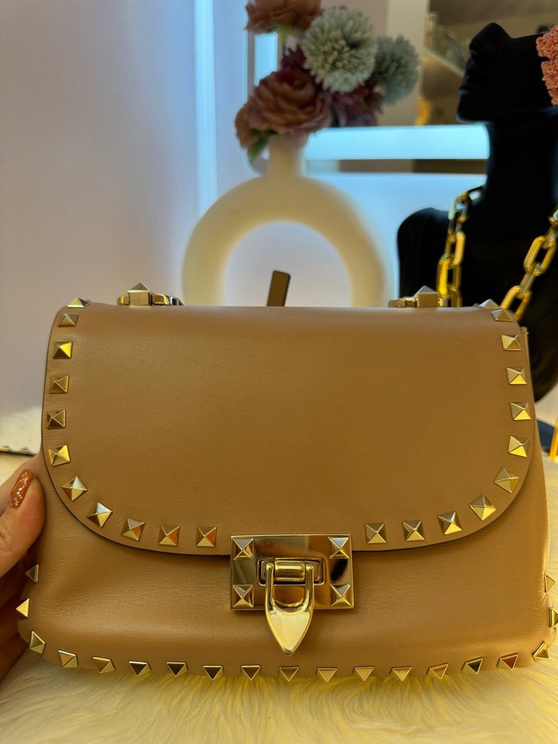 Valentino Leather Rockstud Cross body bag (Category: Luxury Bags & Wallets) located in Mandaluyong City. Submitted by tisay07 (Listing ID 1328883224, Image 3). Description: Guaranteed Authentic Dust bag only.