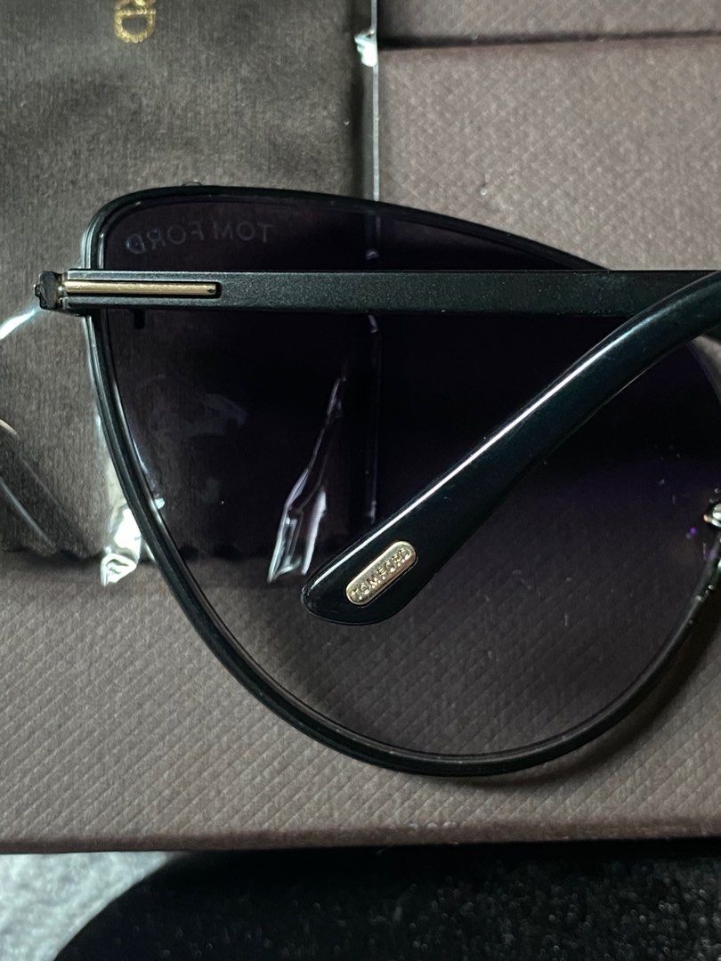 100% Brand New & Real‼️Tom Ford Cateye Aviator (include box, case, wipes &  Card), 女裝, 手錶及配件, 眼鏡- Carousell