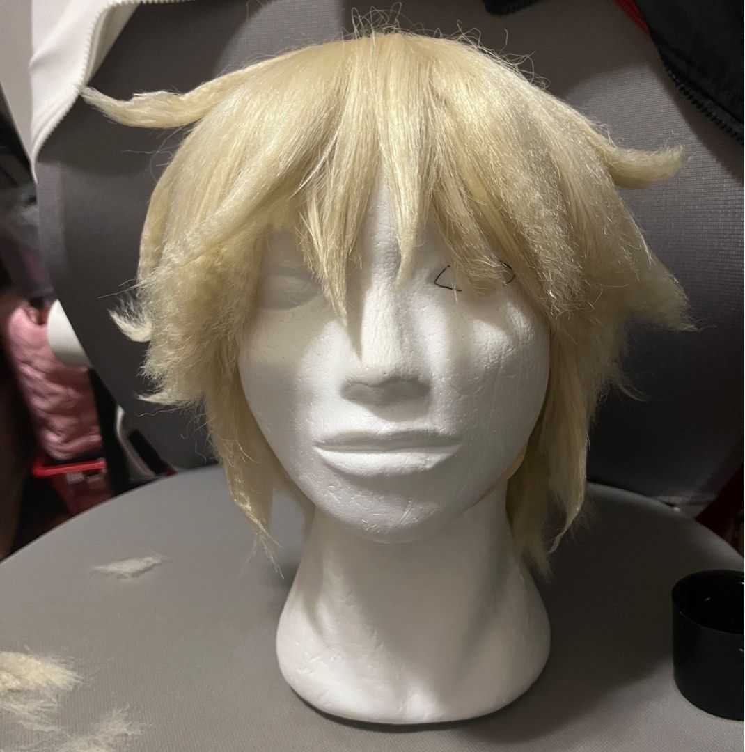 Wig styling commission top