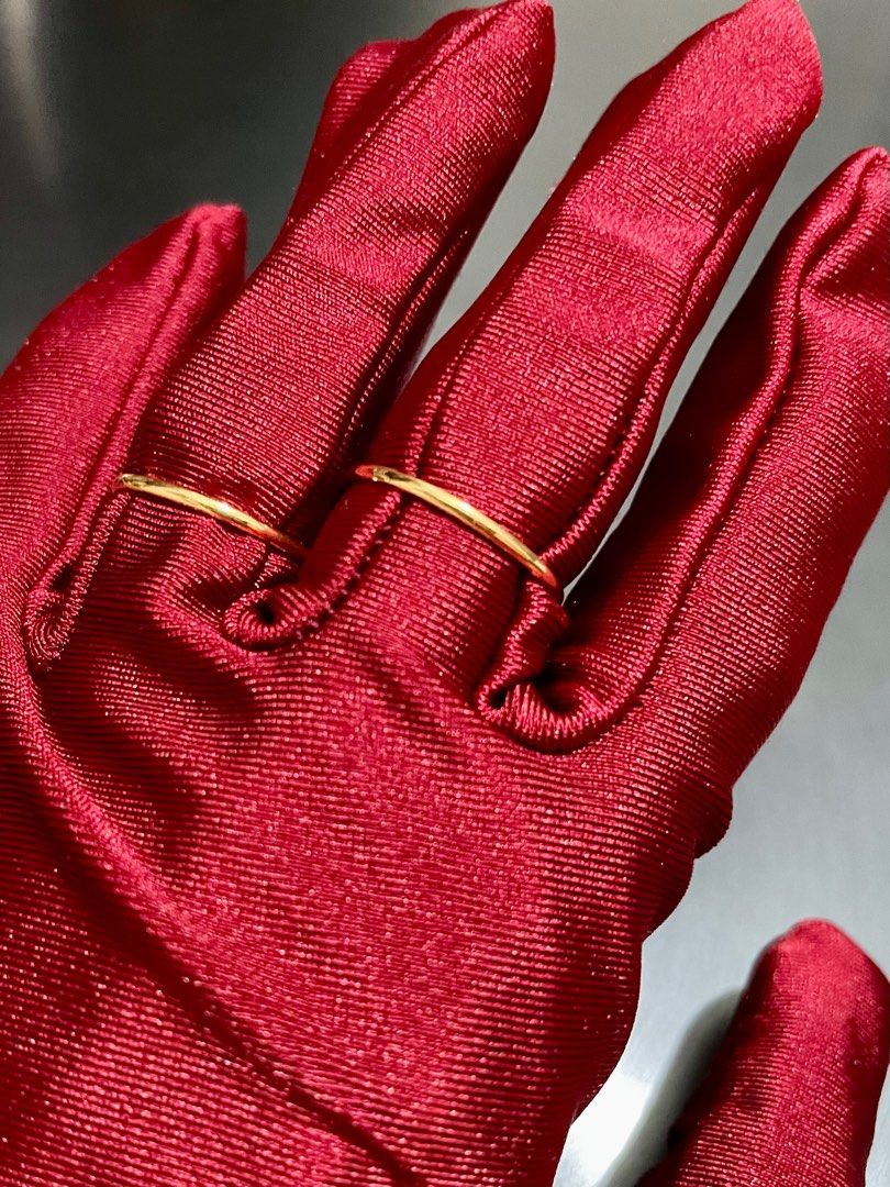 18K PAWNABLE REAL SOLID GOLD MINIMALIST LUCKY COUPLE RING (Category: Rings) located in Cavite. Submitted by AlwaysGiveBack (Listing ID 1333617352, Image 1). Description: 18K PAWNABLE REAL SOLID GOLD COUPLE RING - Solid/ Matigas, good for everyday use - Real Saudi Gold - FREE jewelry box for each Size 5- 4,400 Size 6- ₱4,700 Size 7- ₱5,000 Size 8- ₱5,300 Size 9- ₱5,600.