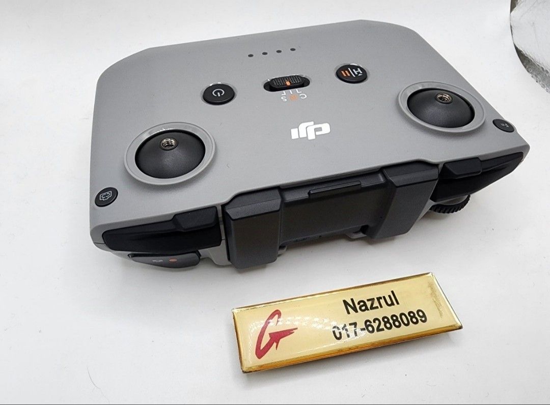 出品10/18まで 美品 いざとい DJI RC-N3 コントローラー DJI NEO 出品10/18まで 美品 いざとい DJI RC-N3 コントローラー DJI NEO