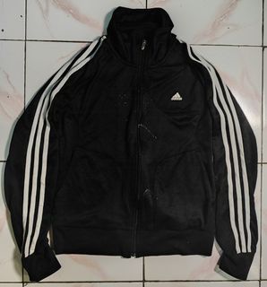 (Kategori: ) berada di . Dikirim oleh jerut (ID iklan 1333657650, Gambar 1). Deskripsi: .
