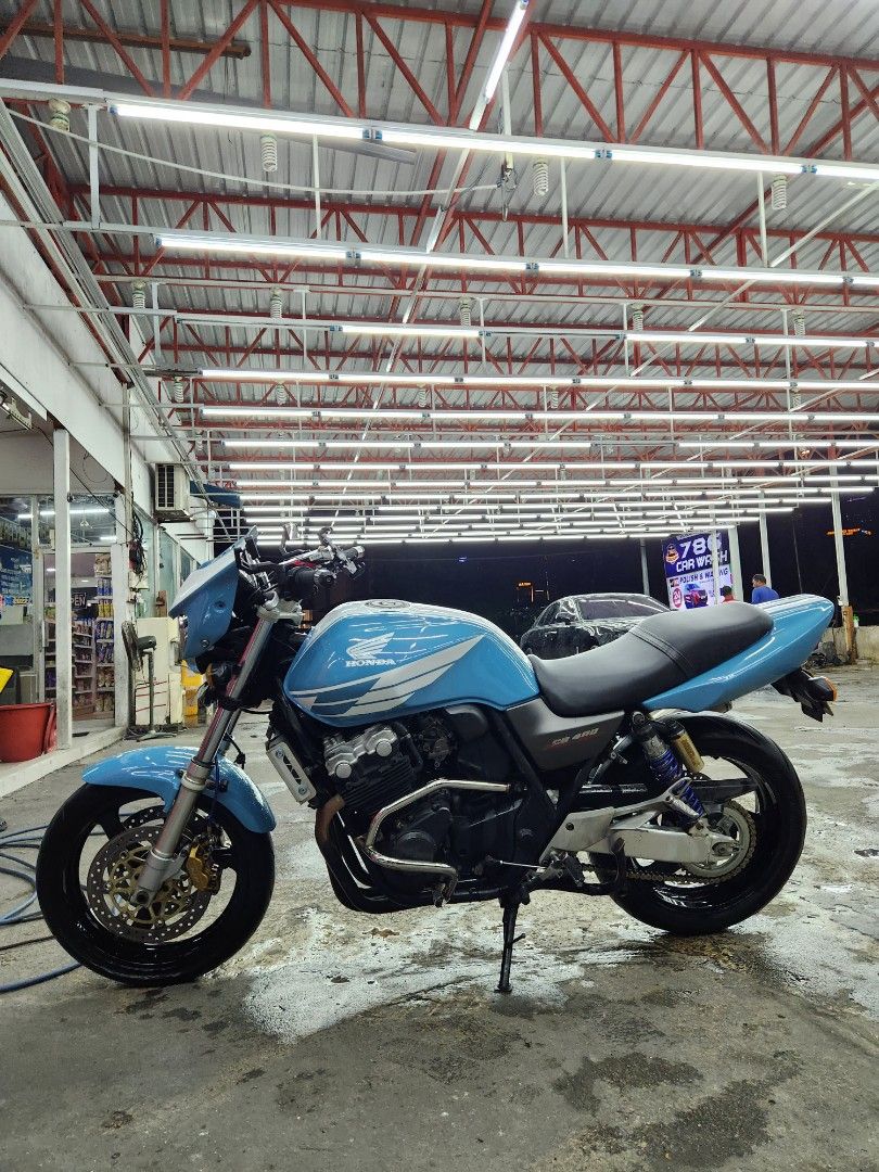 CB400 SPEC 2, Motorcycles, Used Motorcycles, Class 2A on Carousell