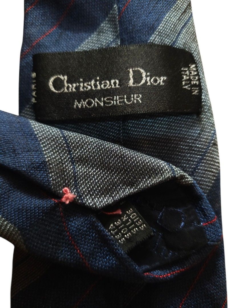 Christian Dior striped necktie blue (Category: Ties) located in Cabuyao City. Submitted by PHdowner30 (Listing ID 1333564582, Image 2). Description: FOR SALE ONLY Christian Dior striped necktie blue Good condition Authentic No box Issue: minimal damage P400 + SF negotiable Pm.