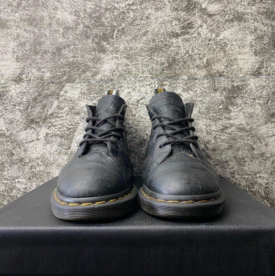 Dr martens croc skin original (299), Fesyen Pria, Sepatu Sepatu