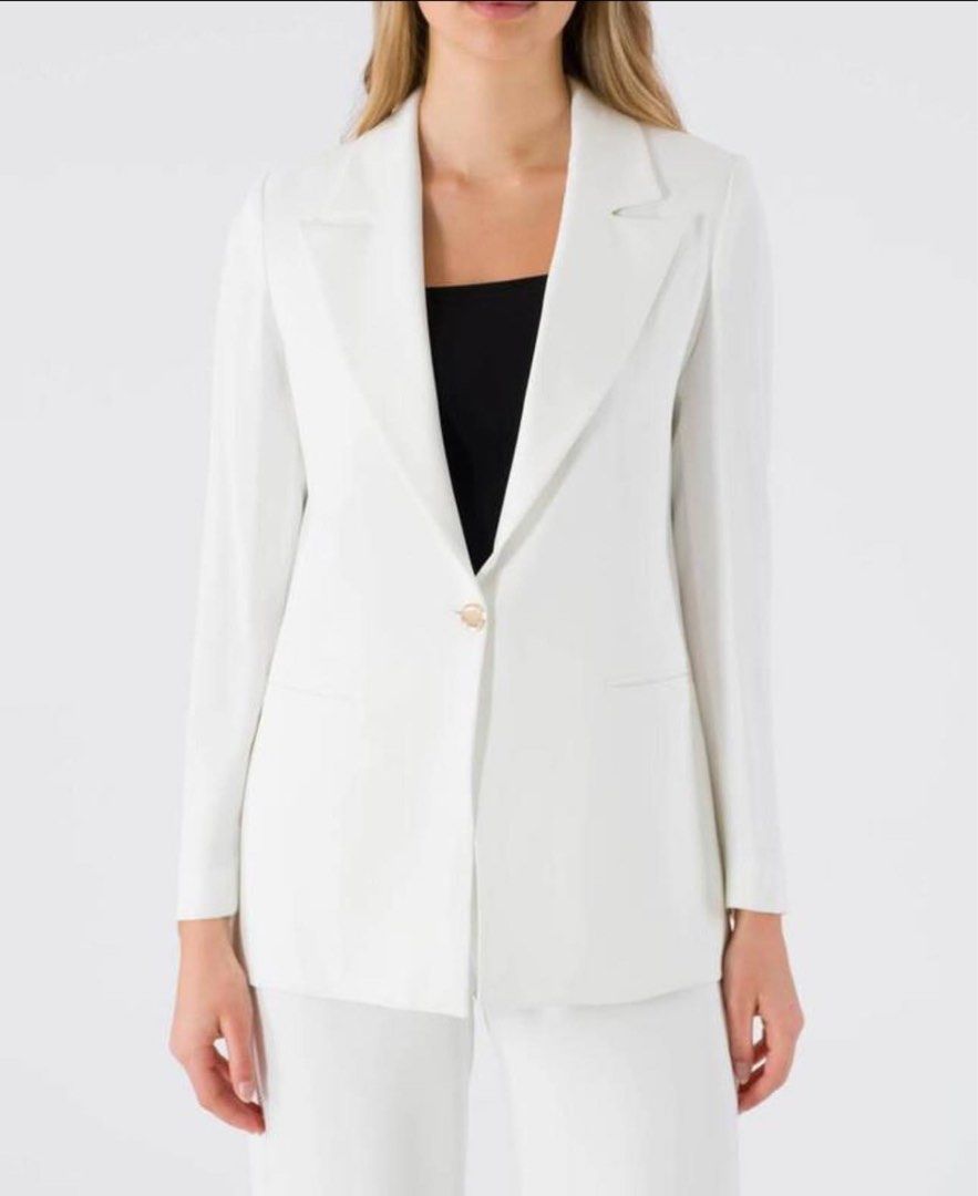 FOREVER21 WOMEN s blazer White Women s Fashion Coats Jackets and Outerwear on Carousell