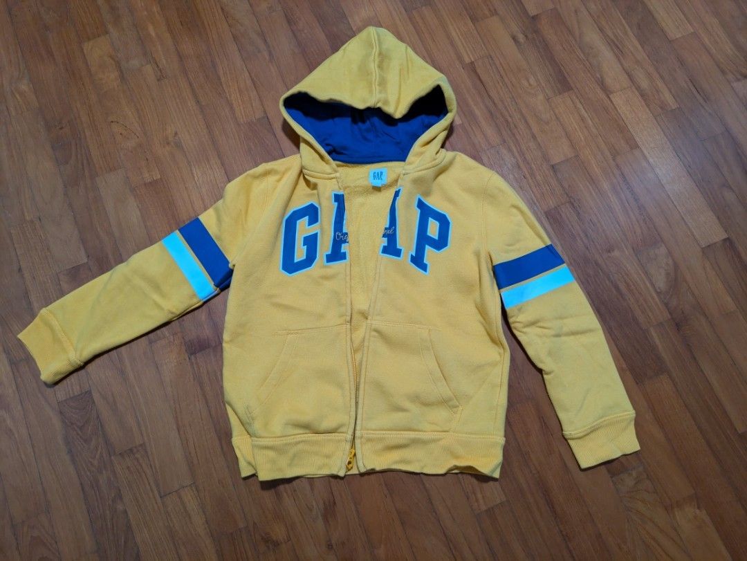 Gap Jacket (Category: Babies & Kids Fashion) located in Singapore. Submitted by audthree (Listing ID 1333617314, Image 1). Description: - Suitable for about 8 to 9 years old - Cash payment upon collection.