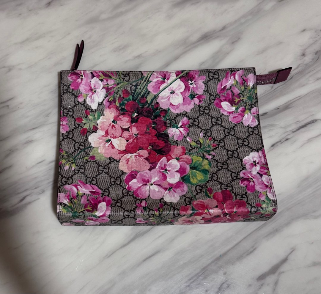 Gucci blooms clutch shop