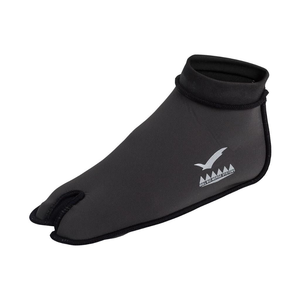 Diving socks (Category: Other Sports Equipment and Supplies) located in Singapore. Submitted by f5nkxtrfut (Listing ID 1333596850, Image 1). Description: Gull Fin Socks Full Foot Fins Unisex - M Size Super comfortable to wear and protect yourself from Supermew & Barracuda foot pocket. The GULL Fin Sock is a must-have accessory for every diver and snorkeler seeking extra comfort and protection during their underwater adventures. Designed to be wor