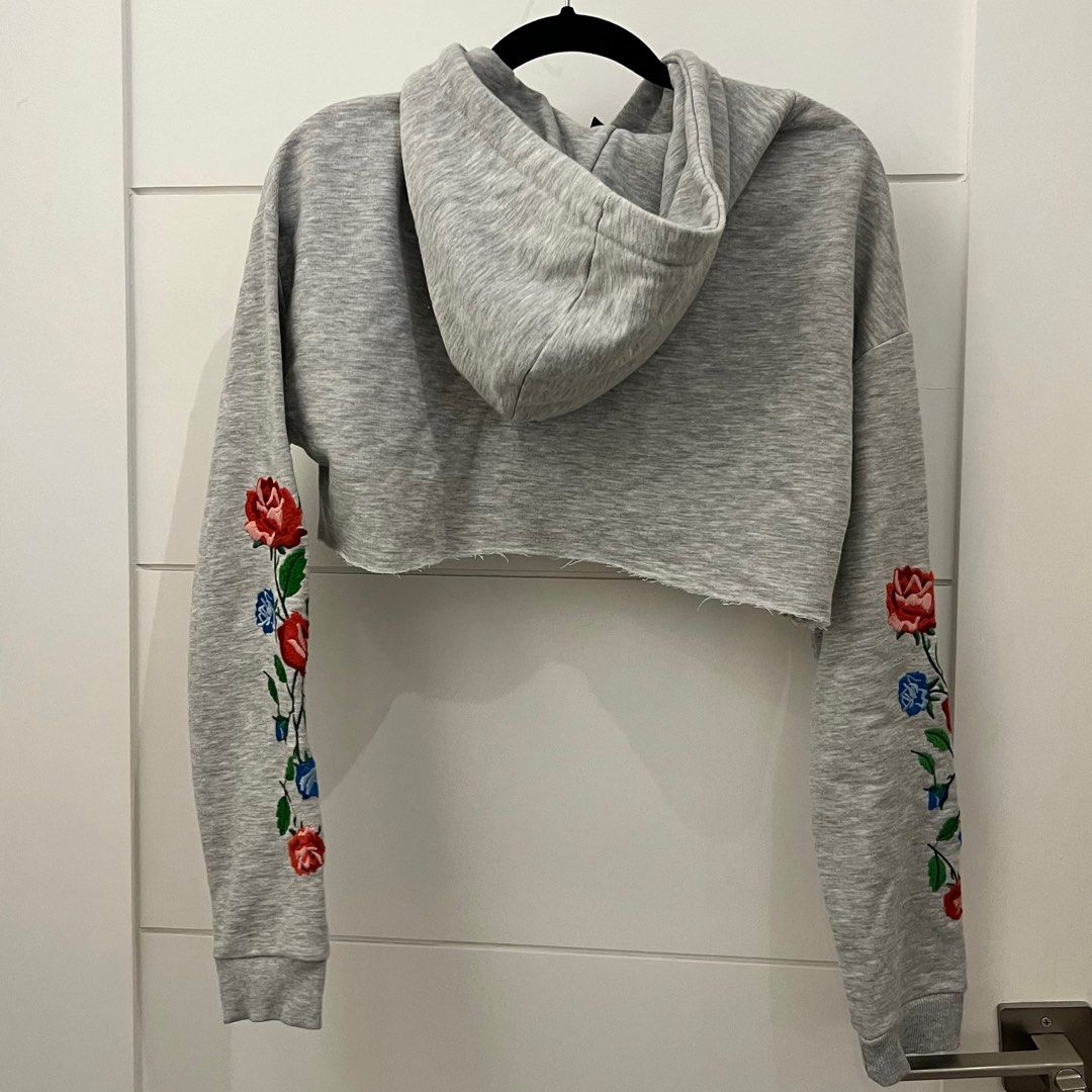 H M Floral Cropped Hoodie Women s Fashion Coats Jackets and Outerwear on Carousell