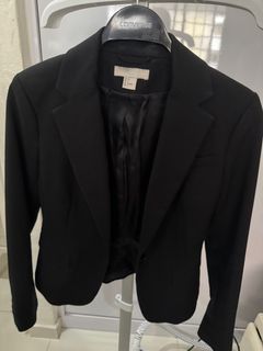 (Category: ) located in . Submitted by affordablewardrobe21 (Listing ID 1333611455, Image 1). Description: .