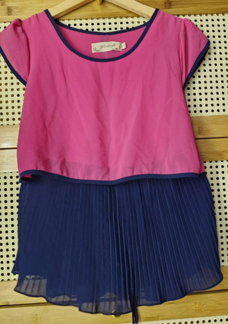 Korean Style Pink Top (Category: Blouses) located in Valenzuela. Submitted by fayespicks (Listing ID 1333653490, Image 3). Description: 𝘿𝙚𝙩𝙖𝙞𝙡𝙨: ♡ S𝒊𝒛𝒆: SMALL - MEDIUM ♡ 𝑪𝒐𝒏𝒅𝒊𝒕𝒊𝒐𝒏: 10/10 never used ♡ Bust: 36-38" ♡ Length: 25" ♡ much prettier im actual ◇ Rfs: funds for our rescues 🐈🐕 ◇ Location: Valenzuela City ◇ Courier: Gogo express (no cod/cop) ◇ Mop: Gcash/bank transfer online ◇ you may also request for grab/lalamove with