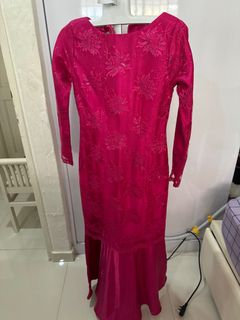 (Category: ) located in . Submitted by affordablewardrobe21 (Listing ID 1333612842, Image 1). Description: .