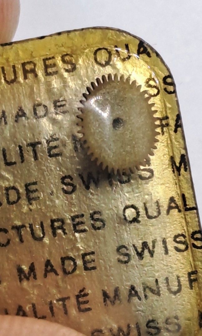 Rolex vintage parts (Category: Luxury Watches) located in Quezon City. Submitted by mastervintage (Listing ID 1333625227, Image 1). Description: rolex 1565 hour wheel parts sealed not use as is.