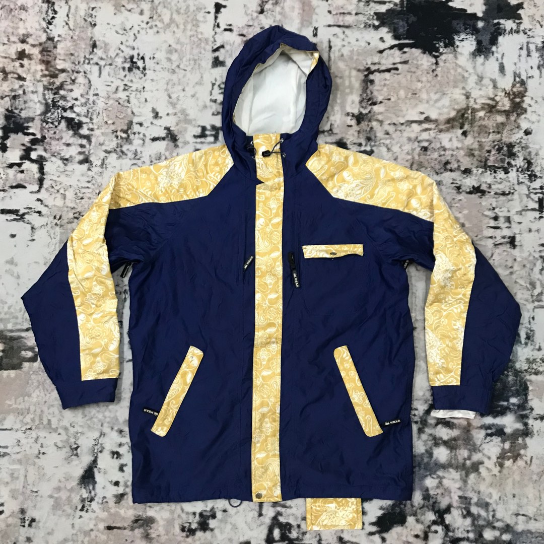 S WEAR JAPAN BRAND INSPIRED STUSSY SNOW JACKET HOODIE Men s Fashion Coats Jackets and Outerwear on Carousell