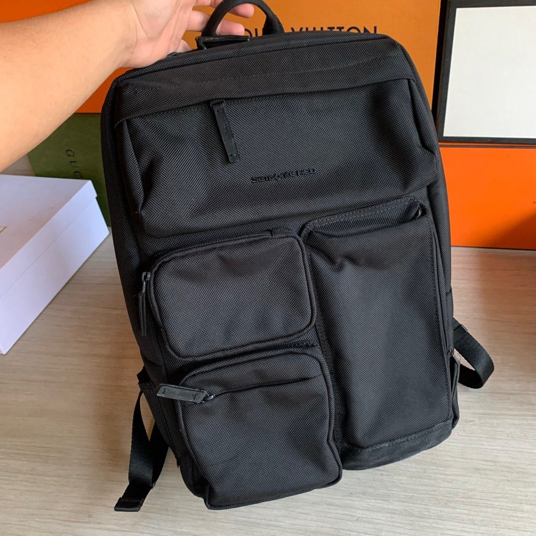 Samsonite red backpack black Fesyen Pria Tas Dompet Ransel di Carousell