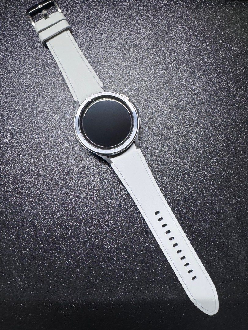 Samsung Galaxy Watch 4 Classic (Category: Men's Watches) located in Mandaluyong City. Submitted by thestoreph (Listing ID 1333504879, Image 1). Description: Samsungs Galaxy Watch 4 Classic With Box, charging cable, with screen tempered glass Smooth unit Grab, Lalamove or LBC Payment via GCash or BPI. Payment before shipment. Meet up. Strictly in SM Light only ( beside BONI Mrt Station) Can ship. Buyer shoulders shipping fee Posted price is last p