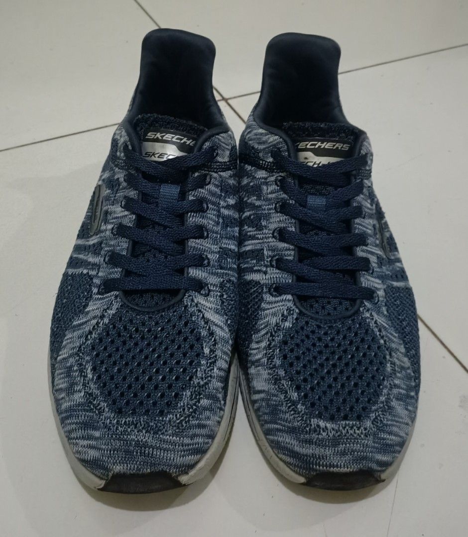 Skechers burst smeeton