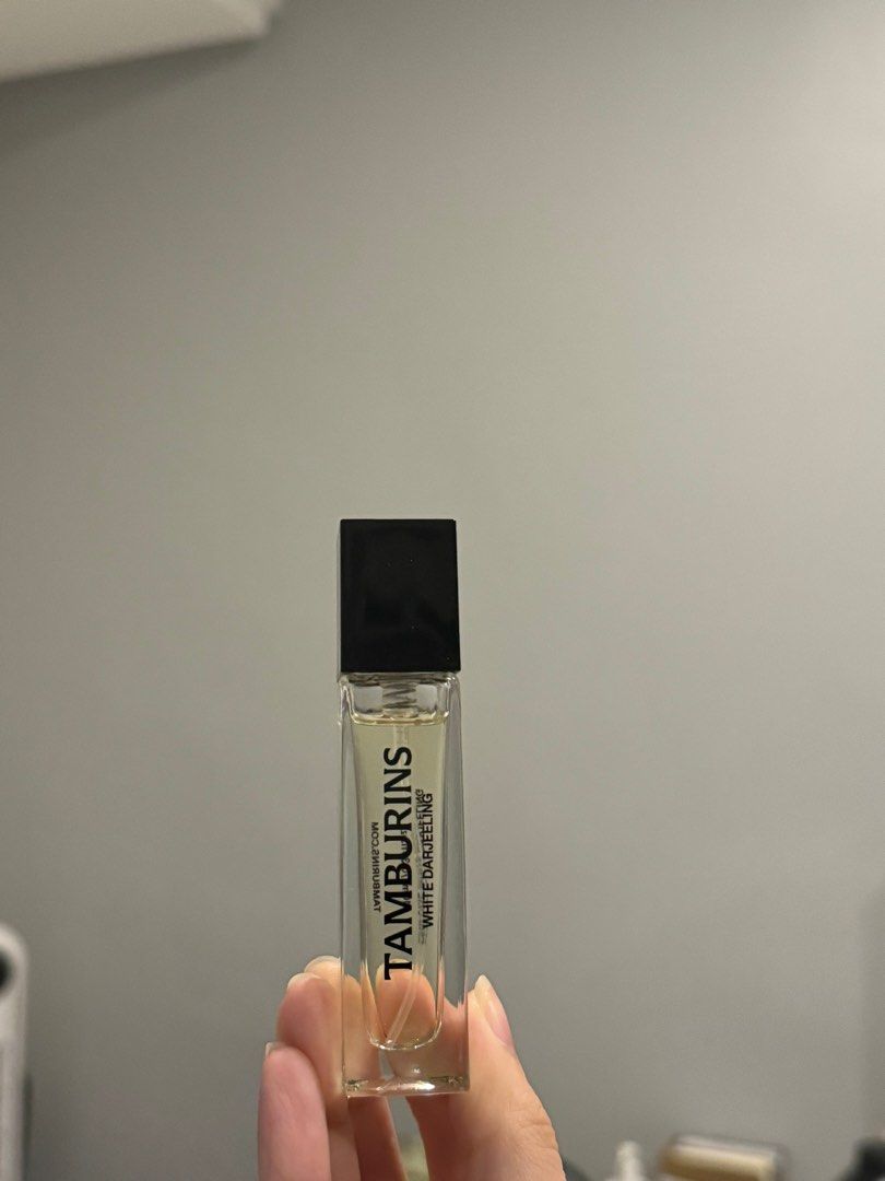 Tamburins White Darjeeling in 11mL (Category: Fragrance & Deodorants) located in Taguig. Submitted by jmagcale (Listing ID 1333644609, Image 3). Description: Incense Notes Top: White Champagne Middle: Black Tea, Peach Base: Musk, Sandalwood RFS: Got another perfume! 🤍 MOP: • BPI • BDO • Unionbank • GCash.