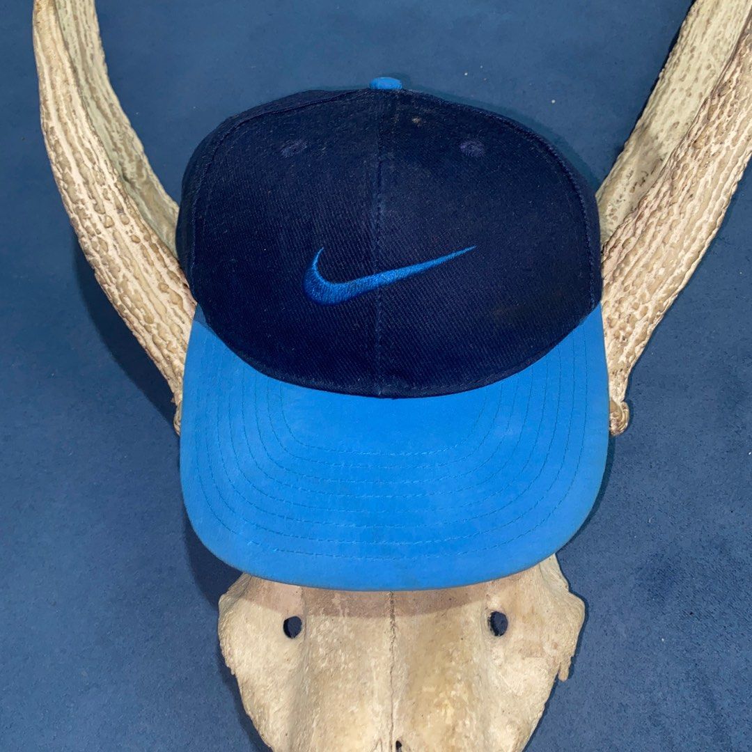topi nike baseball