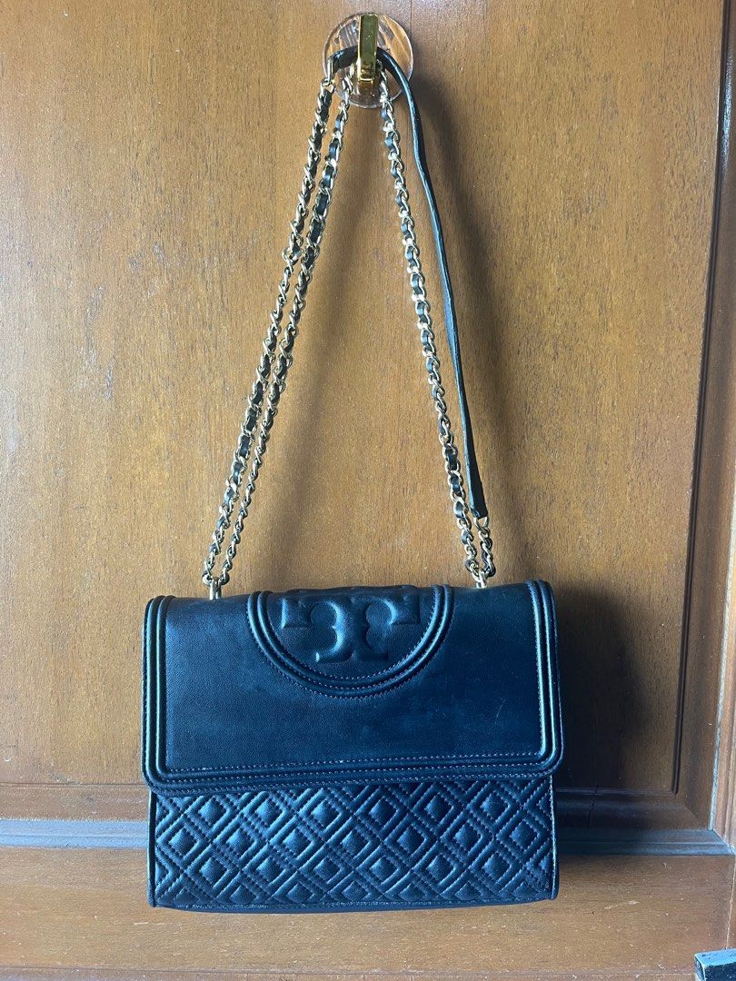 Ukuran tas tory burch fleming discount