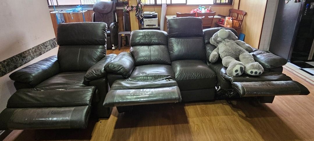 Used Sofa 3 1. Reclining mechanism still in good condition. Buying a new set so selling this off. Buyer has to arrange for delivery from my house at