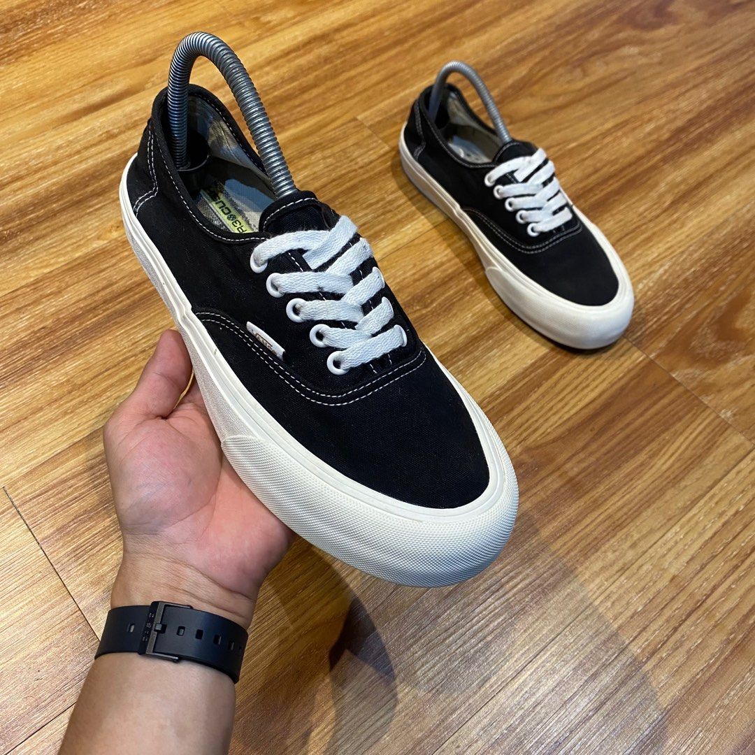 Vans Authentic 6.5uk