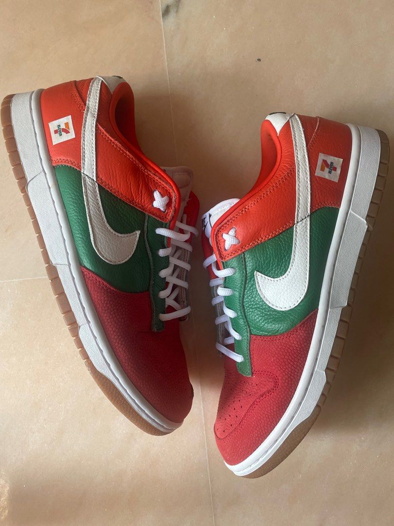 711 nike dunk