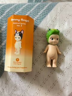 (Category: ) located in . Submitted by celinemok_ (Listing ID 1333631942, Image 1). Description: .
